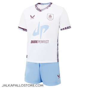 Burnley Kolmaspaita Lapsille 2024-25 Lyhythihainen (+ shortsit)